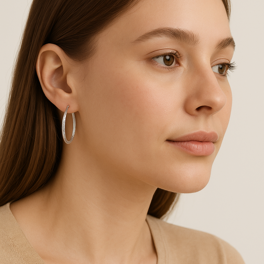 Arete De Plata Ovalado De Tubo Cuadarado Diamantado De 25mm