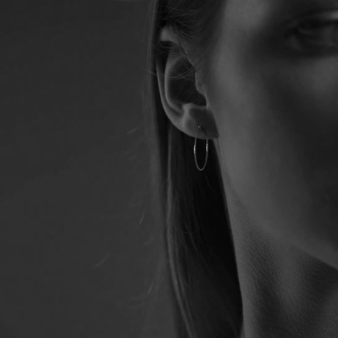 Arete Arracada Ligera Para Mujer Lisa De Plata Ley 925