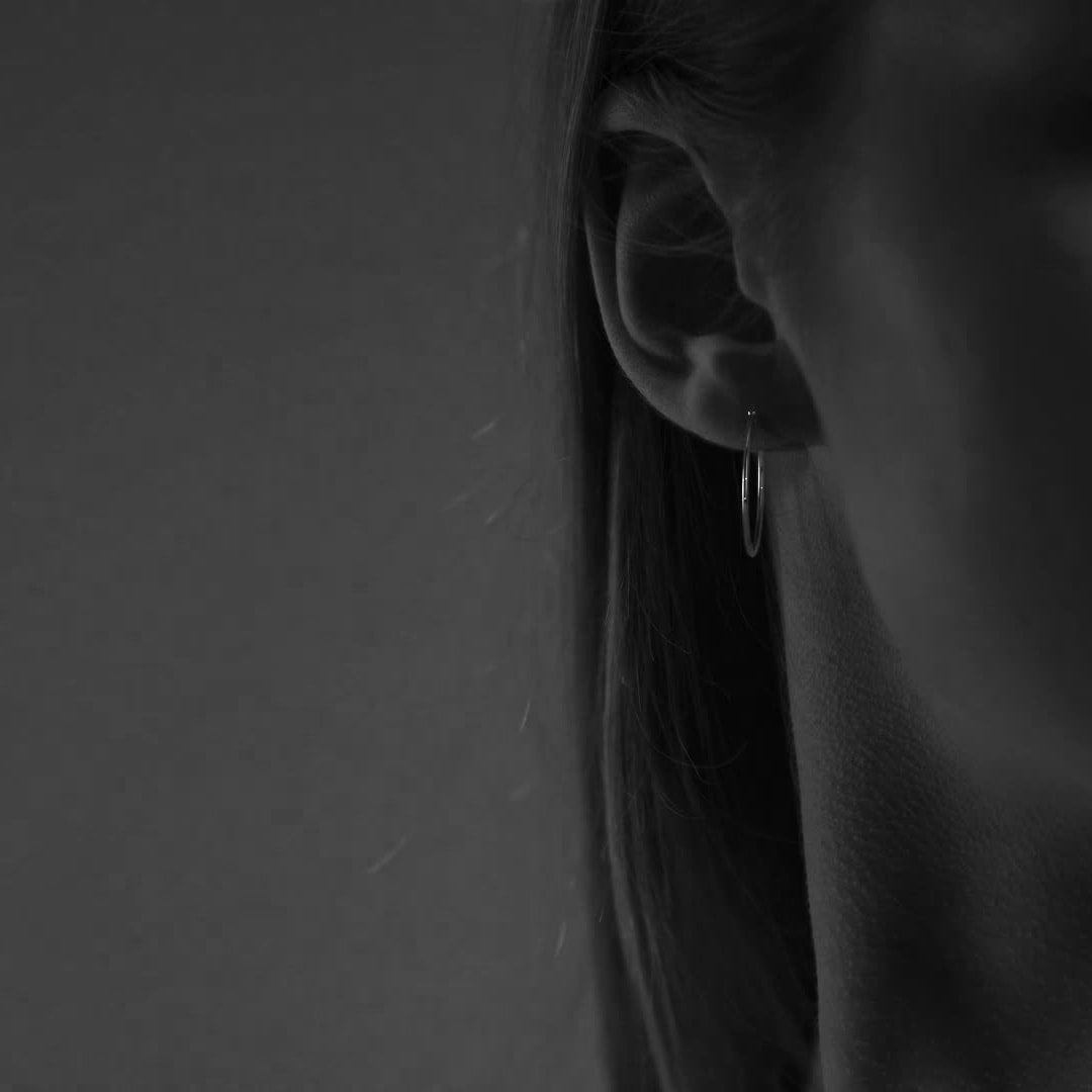 Arete Arracada Ligera Para Mujer Lisa De Plata Ley 925
