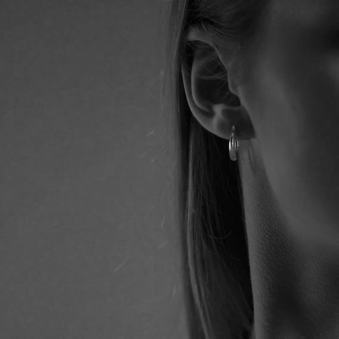 Arracada Bangle Para Mujer De Plata 925 Lisa 4 mm de Ancho