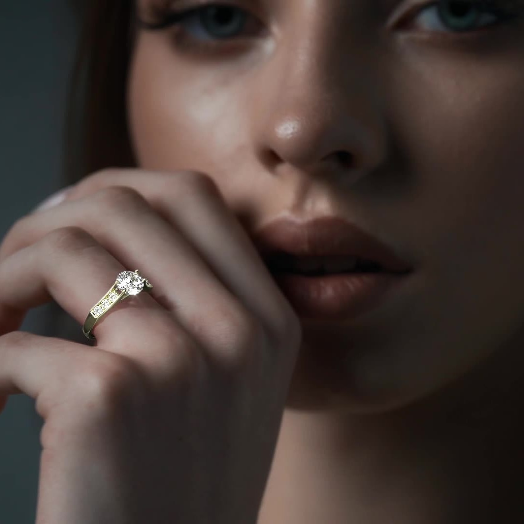 Anillo De Compromiso De Oro 10k Con Piedras Zirconia
