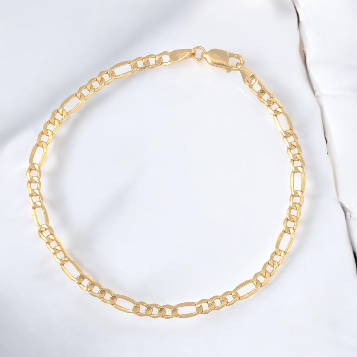 Pulsera Italiana Figaro Hueca De 10 Quilates 3.5mm, 18.5 Cm