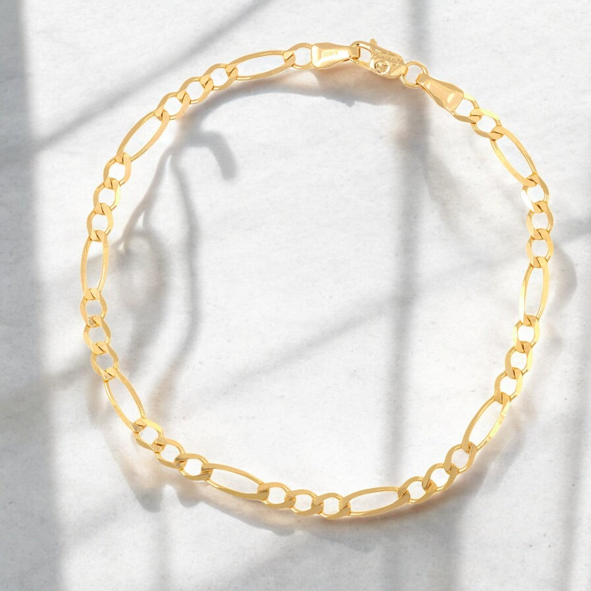 Pulsera Italiana Figaro Solida De 10 Quilates 4.3mm, 21.5 Cm