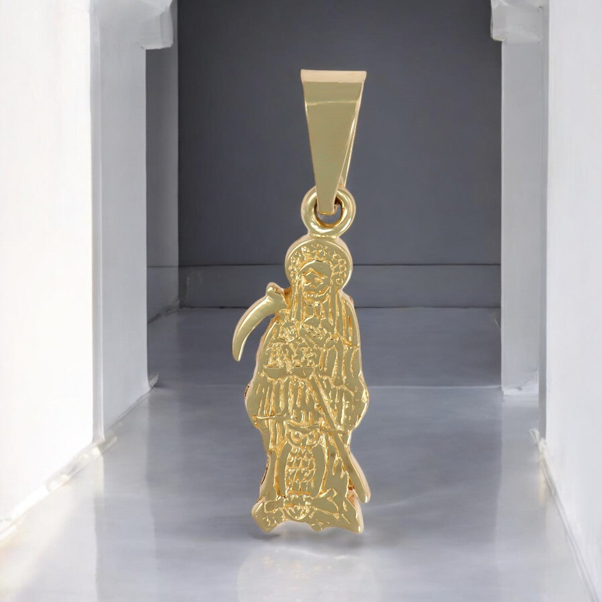 Dije De La Santa Muerte En Oro De 10k De 2.7 Cm