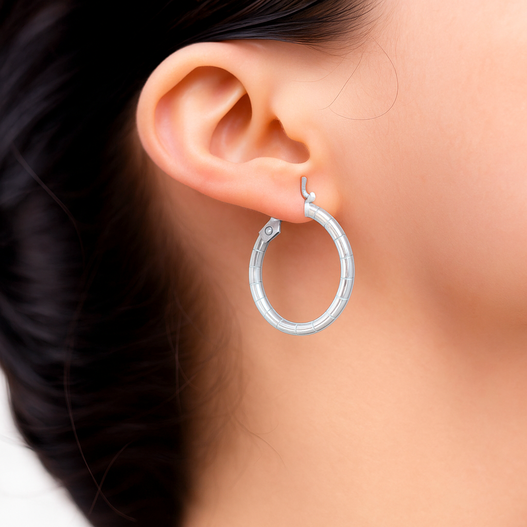 Arete Arracada Diamantada De Plata Ley 925 Para Mujer Estilo Domino