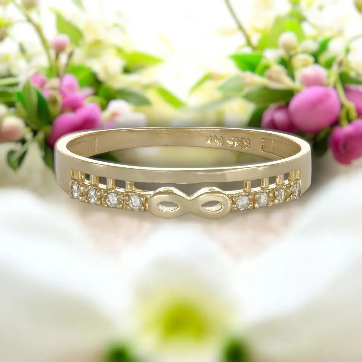 Anillo De Infinito De Oro De 14k Para Mujer Con Diamantes
