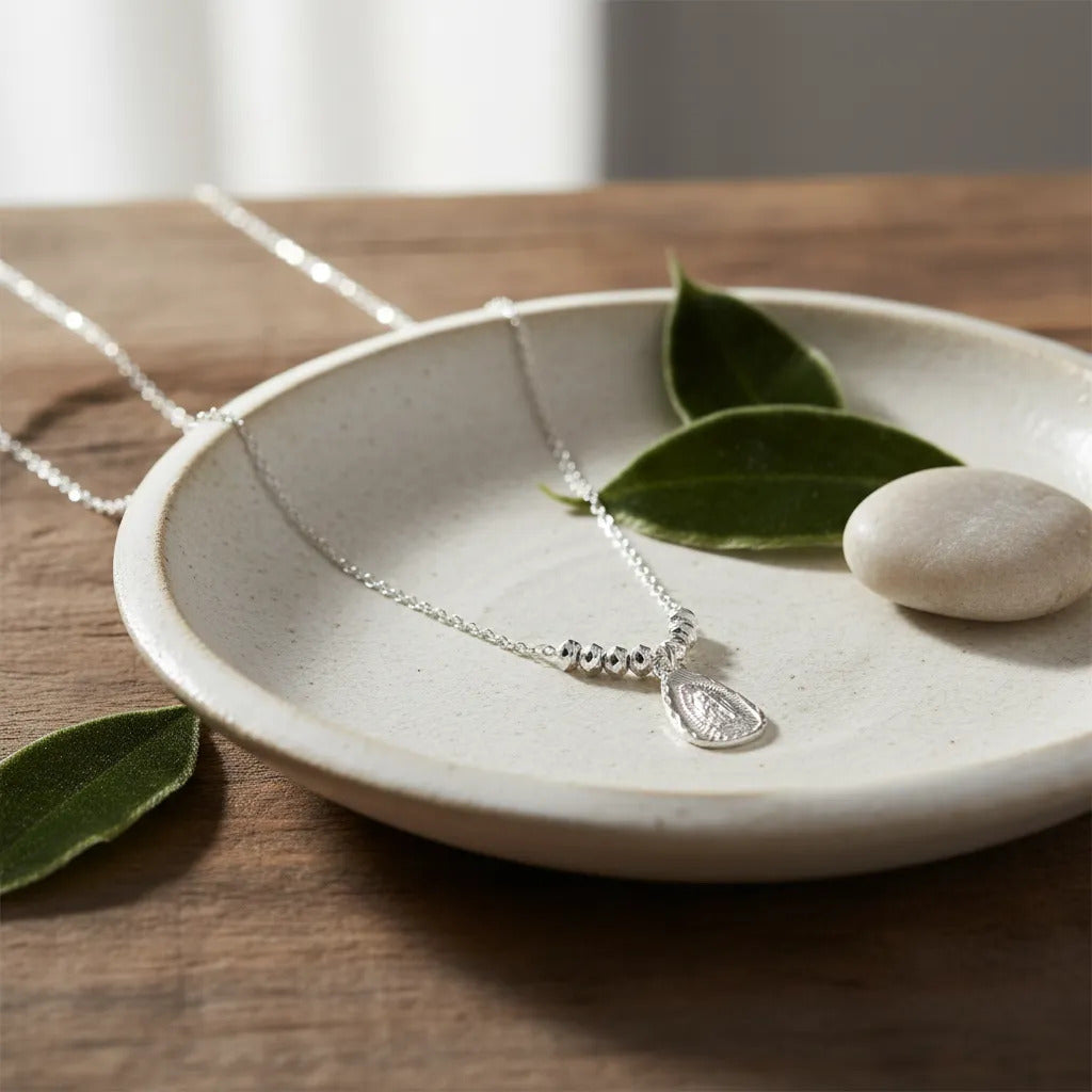 Collar De La Virgen De Plata 925 Con Bola Diamantada De 45cm