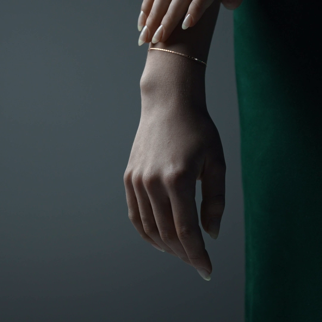 Pulsera de Oro 10K Estilo Italiano Valentino | Brazalete Delicado en Oro Amarillo o Tricolor