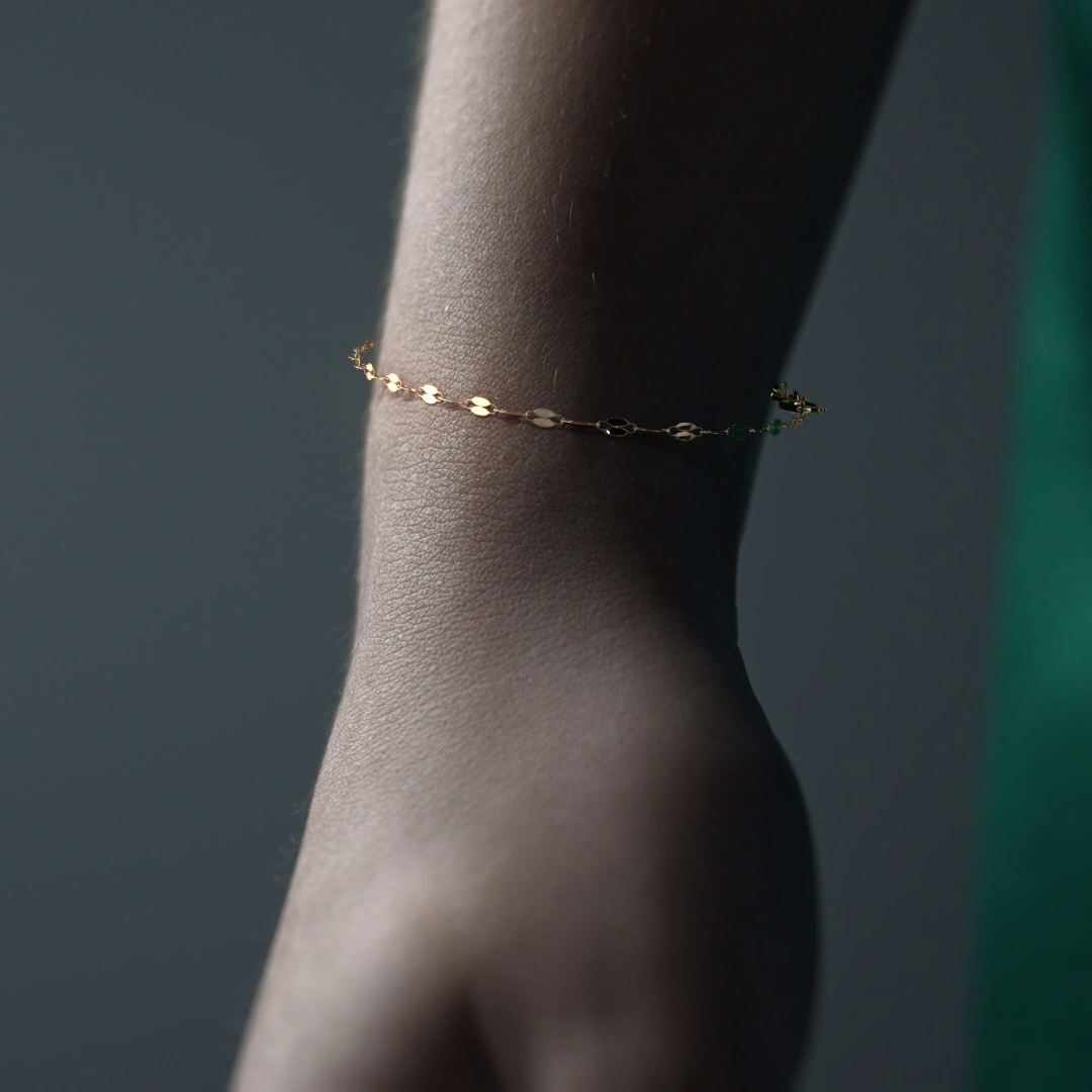 Esclava de Oro 10K Estilo Fígaro Serpentina Italiano | Pulsera Delicada de Joyería Fina