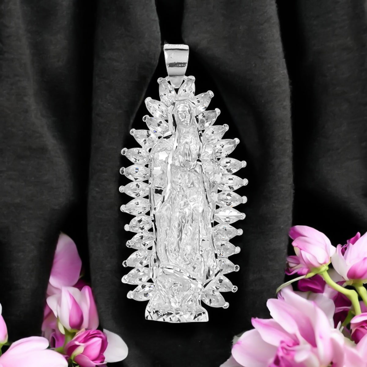 Dije De Virgen De Guadalupe De Plata 925 Con Zirconita 5.2cm